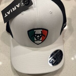 Ariat Kids' White and Black Logo Cap